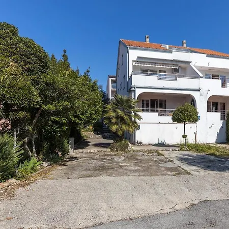 Beautiful In Krk Apartman Krk Town